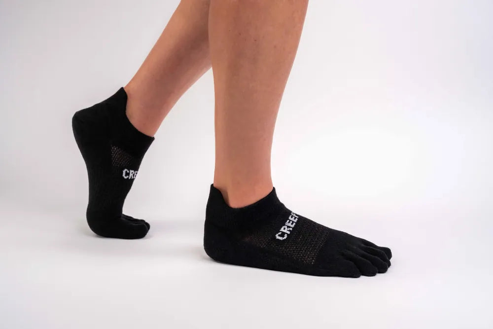 Calcetín de dedos negro Creepers con diseño anti-ampollas para running y uso diario, altura invisible con pestaña