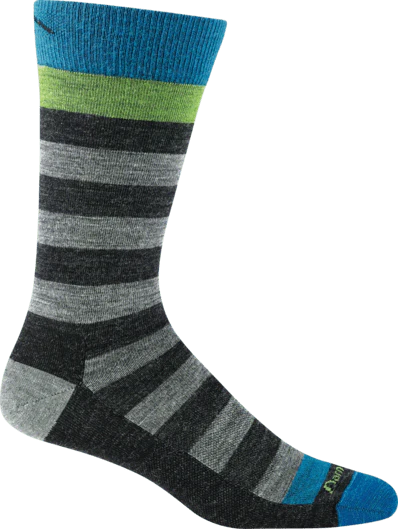 Calcetines crew a rayas negras, grises y una superior verde. En la parte superior y puntera en azul