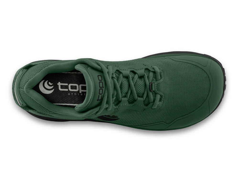 Zapatilla técnica Topo Athletic Traverse Hombre en verde y gris con diseño ligero y suela de tracción