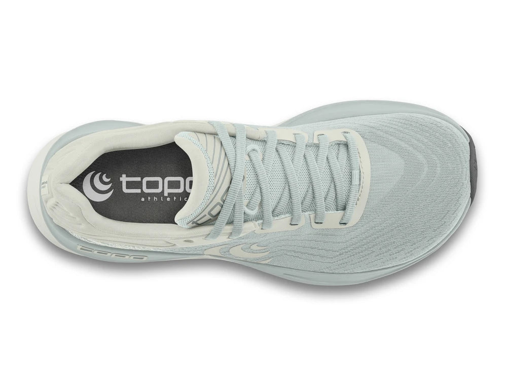 Zapatilla Topo Athletic Ultrafly 5 Hombre en gris con diseño ligero y suela para estabilidad en asfalto