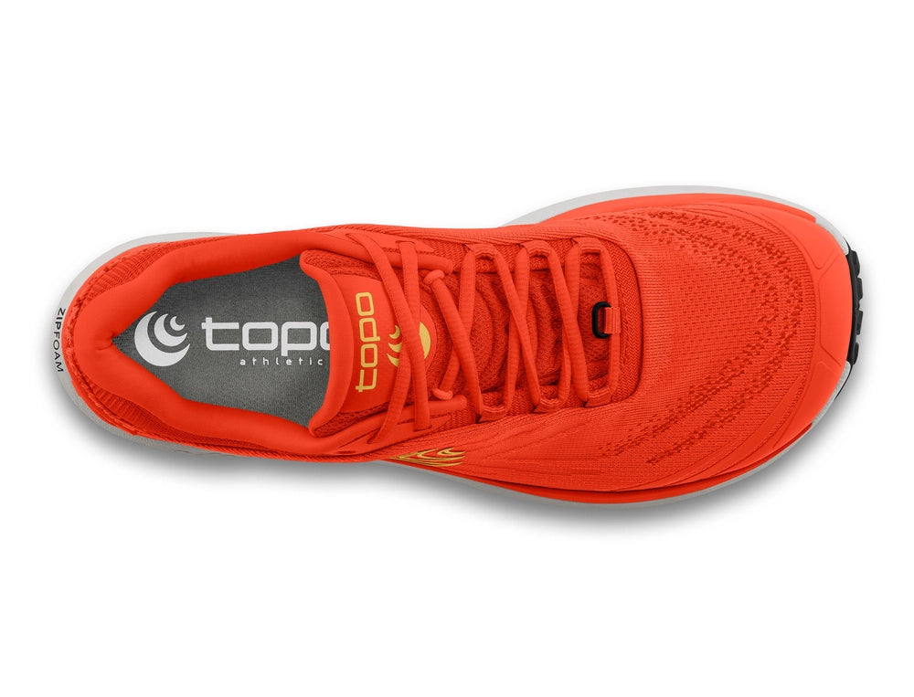 Zapatillas topo de running color naranja, material ligero, con tecnología ZipFoam para mayor comodidad.