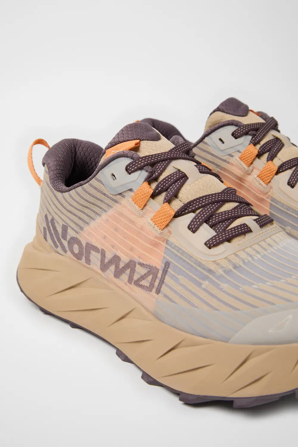 Zapatillas NNormal Cadí de Hombre Beige