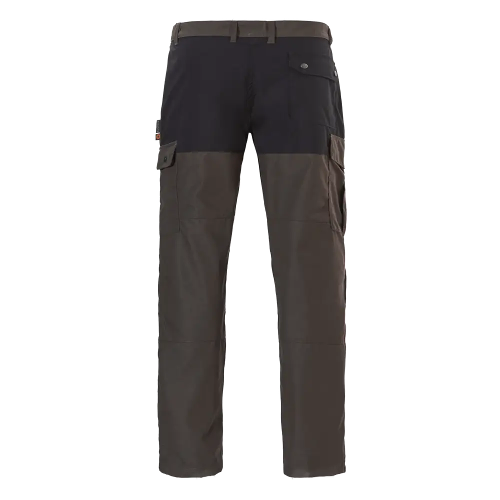 Pantalón con las piernas en verde oliva y la parte del trasero en negro con un bolsillo a la derecha con dos automáticos