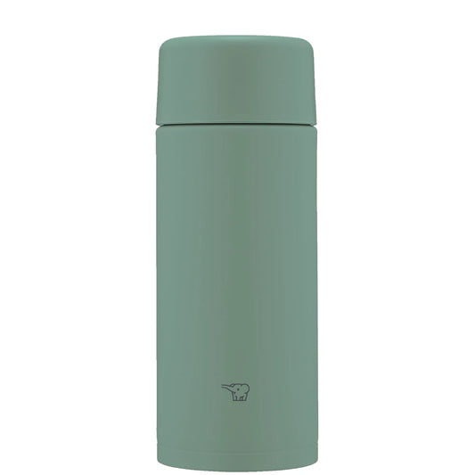 Botella térmica Zojirushi SM-ZB color verde sage, 360 ml, con logo de elefante en la parte inferior.