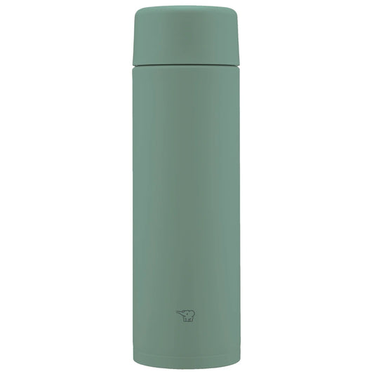 Botella térmica Zojirushi SM-ZB color verde sage, 480 ml, con logo de elefante en la parte inferior.