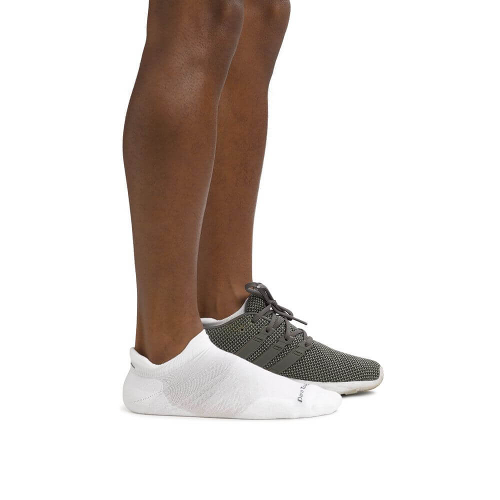 Darn Tough Calcetines invisibles acolchados de running y trail de Coolmax. Mod. Run 1054 color  White