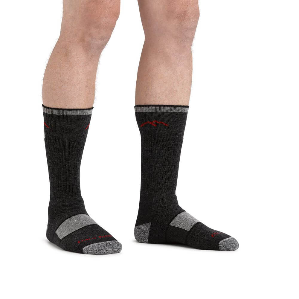 Darn Tough Calcetines de trekking de mediacaña. Mod. 1405  Color: Black