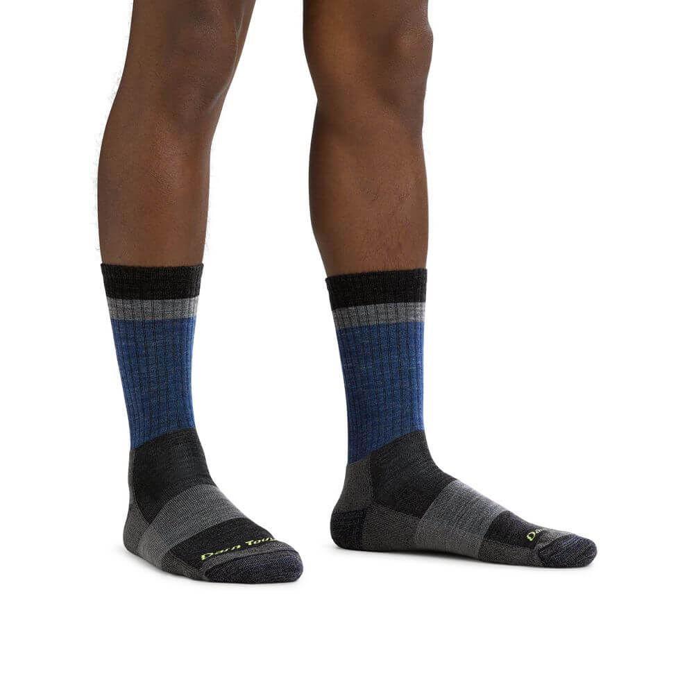 Darn Tough Calcetines de senderismo tobilleros altos. Mod. Heady Stripe 1924 color Color: Azul