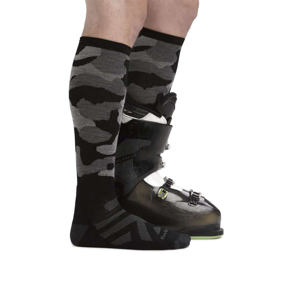 Darn Tough Calcetines de esquí/snow con acolchado. Mod. Camo 8006 color Color: Black